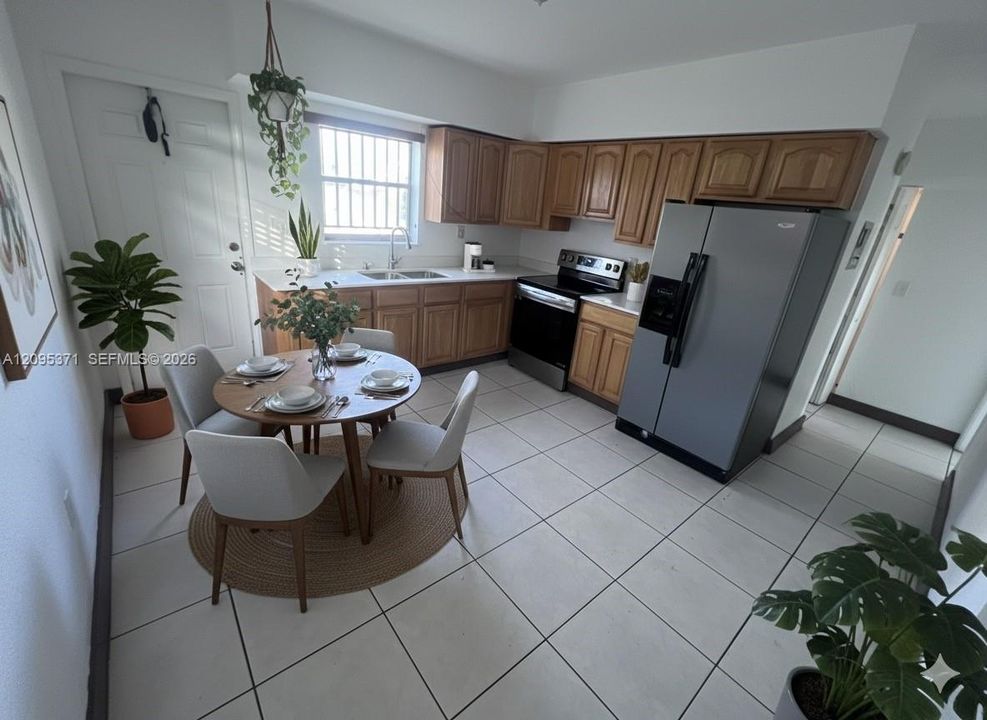 En Renta: $1,800 (1 camas, 1 baños, 2548 Pies cuadrados)