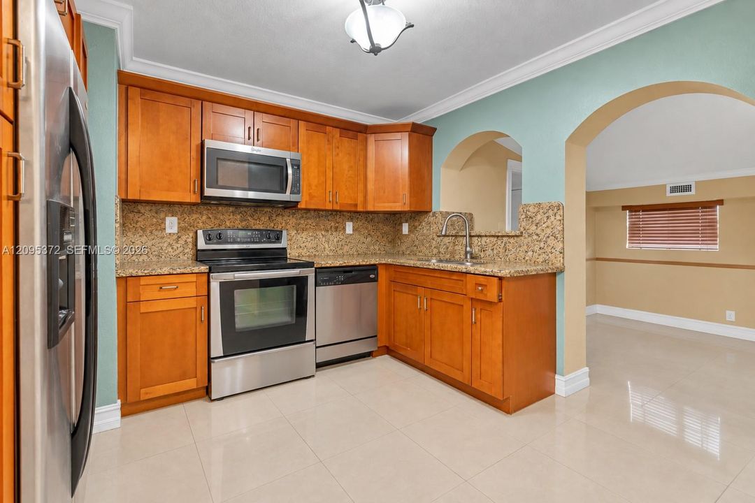 En Renta: $3,700 (3 camas, 2 baños, 1330 Pies cuadrados)
