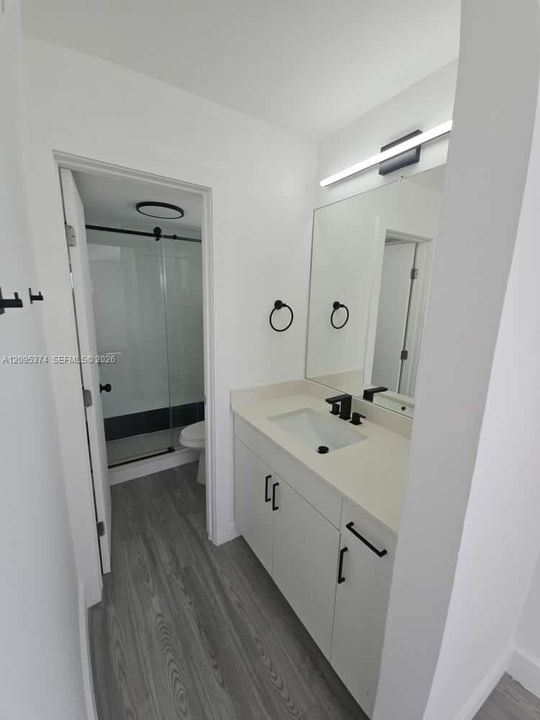 В аренду: $2,650 (2 спален, 2 ванн, 730 Квадратных фут)