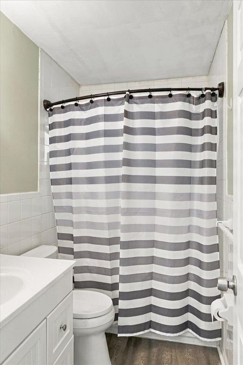 2nd Bathroom