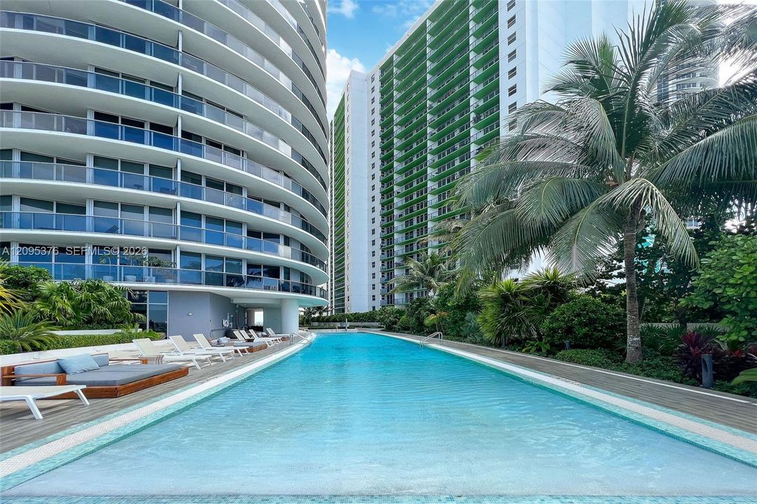 For Rent: $7,200 (2 beds, 2 baths, 1171 Square Feet)