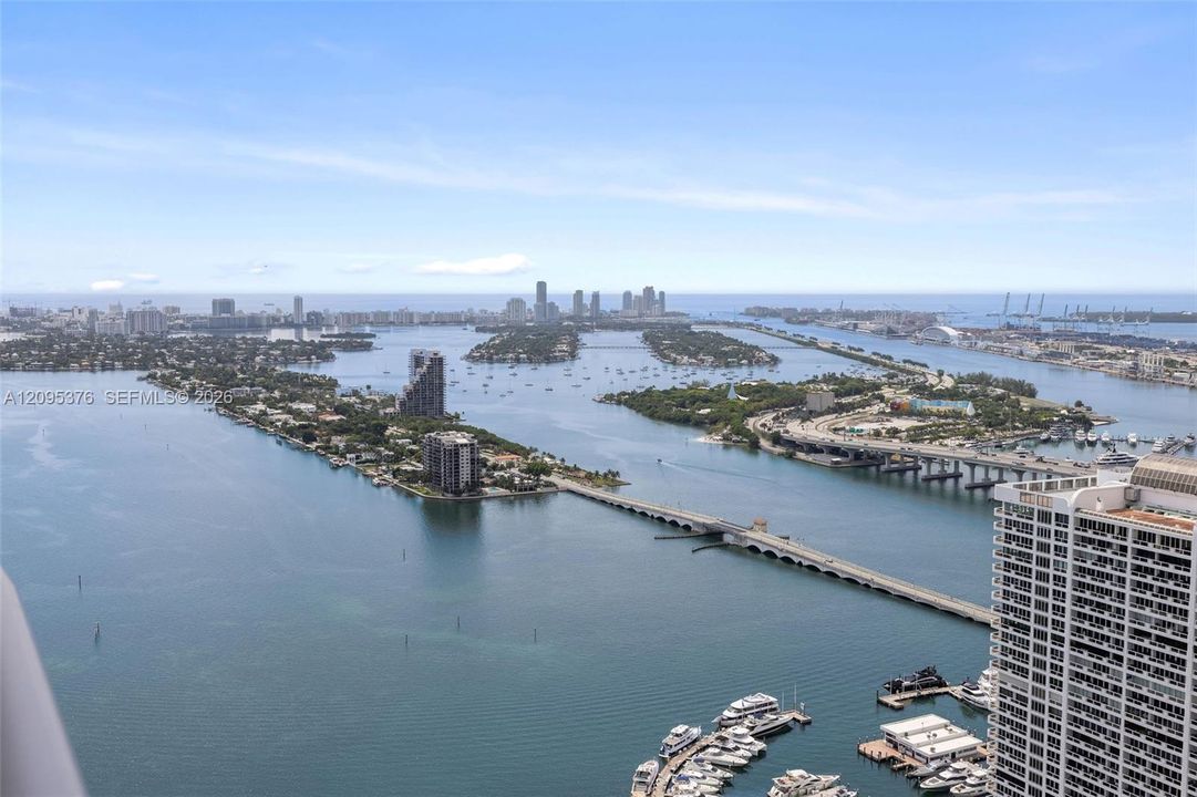 For Rent: $7,200 (2 beds, 2 baths, 1171 Square Feet)