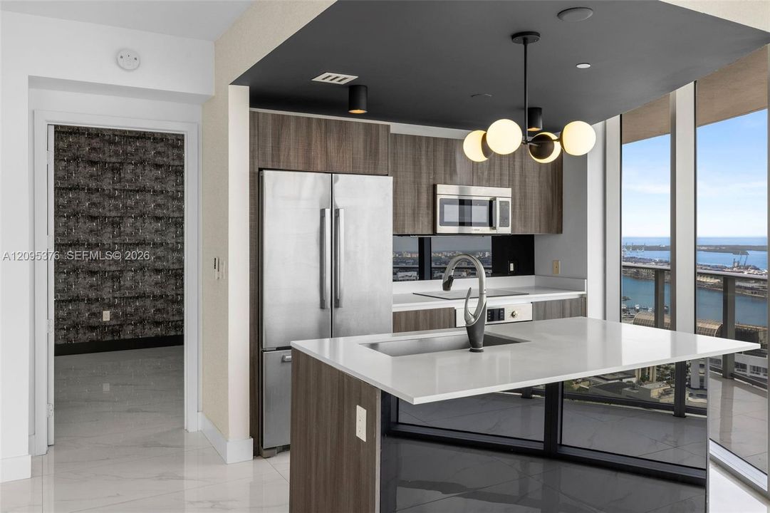 For Rent: $7,200 (2 beds, 2 baths, 1171 Square Feet)