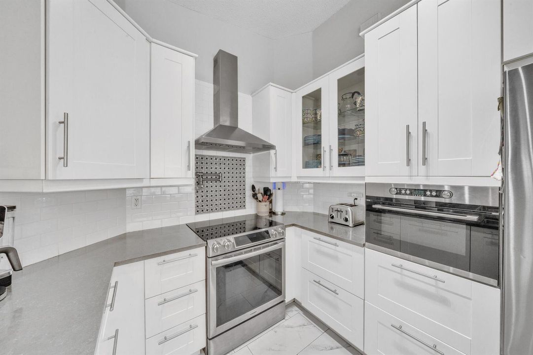 6 Kitchen (4)