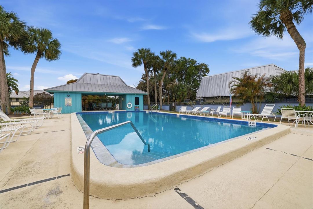 Community pool