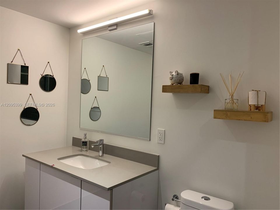 En Renta: $2,650 (0 camas, 1 baños, 580 Pies cuadrados)