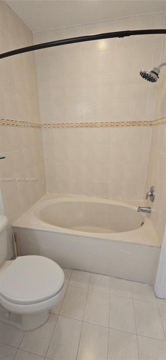 For Rent: $1,700 (1 beds, 1 baths, 746 Square Feet)