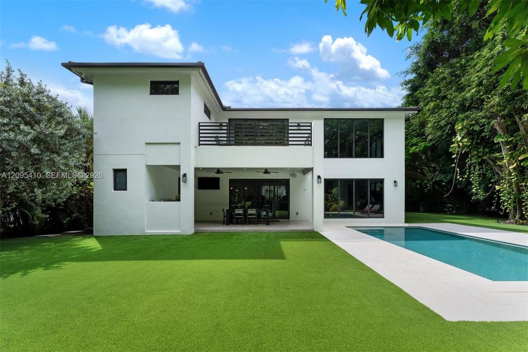 На продажу: $4,950,000 (5 спален, 5 ванн, 4284 Квадратных фут)