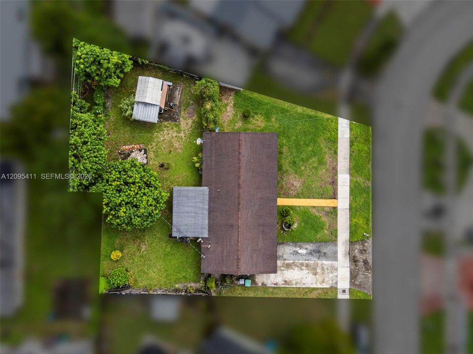 На продажу: $555,000 (3 спален, 1 ванн, 1341 Квадратных фут)