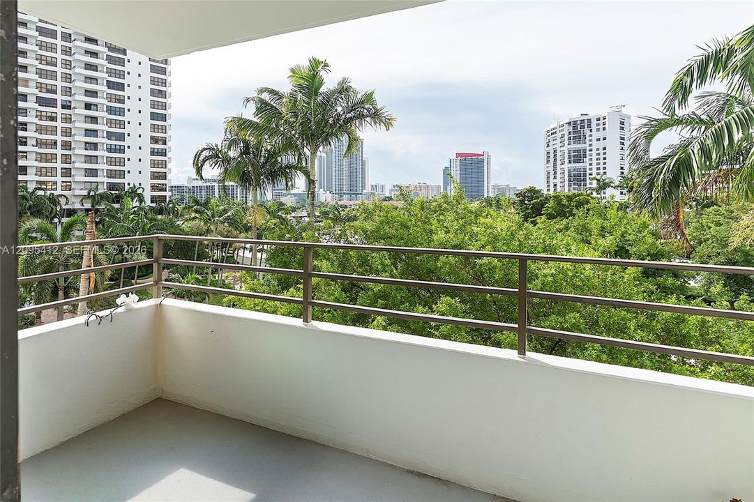 В аренду: $1,795 (1 спален, 1 ванн, 1140 Квадратных фут)