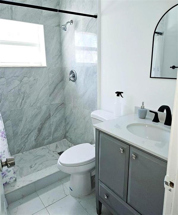 18_Bathroom_Vanity