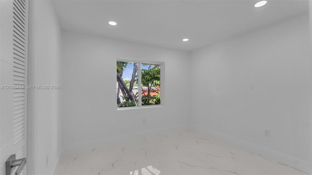 En Venta: $245,000 (2 camas, 1 baños, 611 Pies cuadrados)