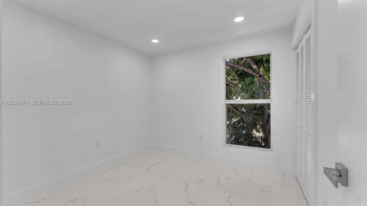 En Venta: $245,000 (2 camas, 1 baños, 611 Pies cuadrados)