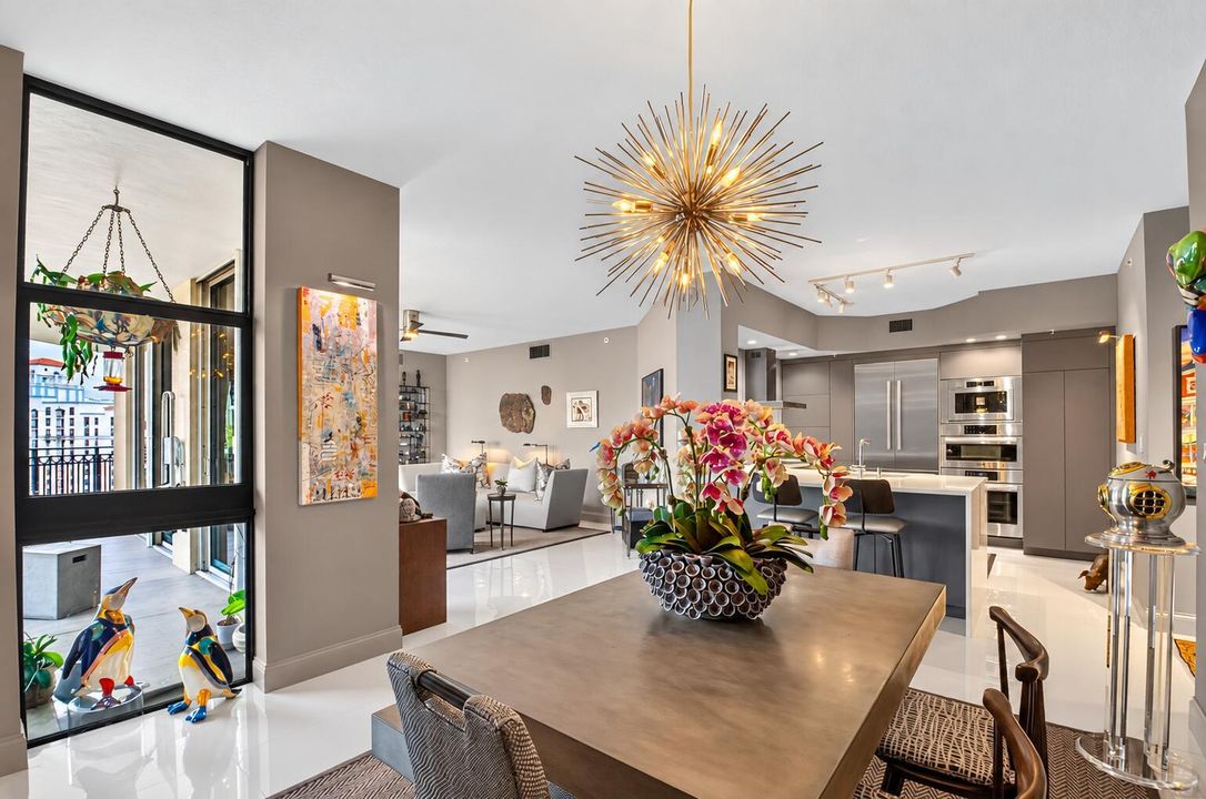 Expansive, Open Entertaining Spaces