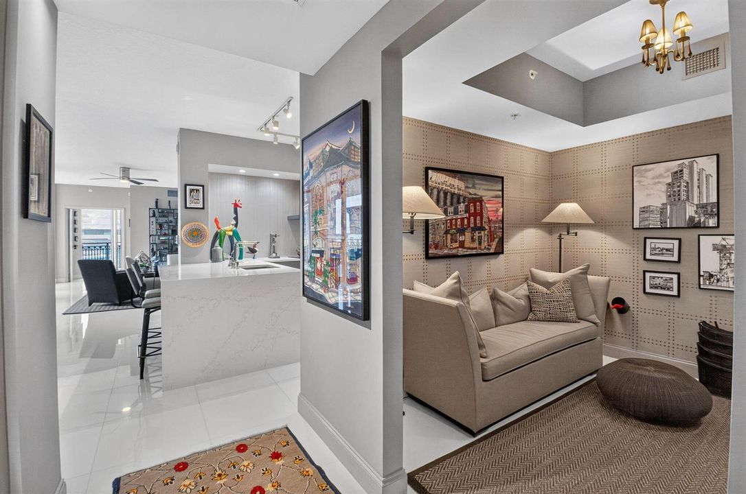 Convertible Den Offers Versatility