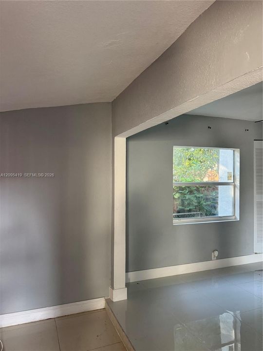For Rent: $1,825 (2 beds, 1 baths, 2622 Square Feet)