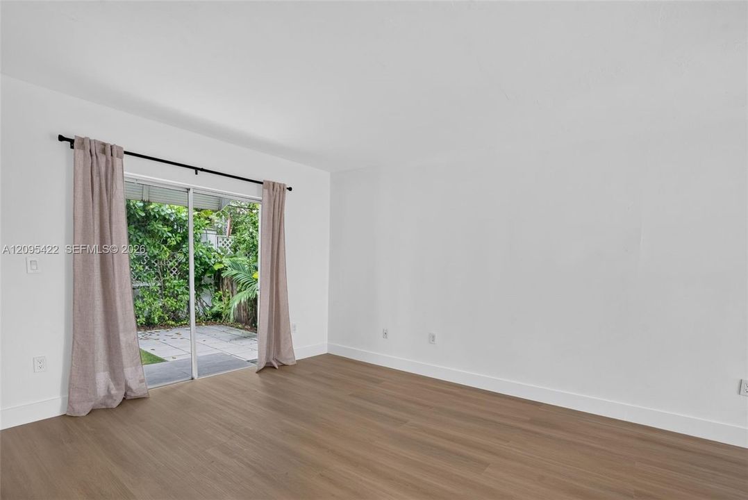 En Renta: $5,650 (3 camas, 2 baños, 1920 Pies cuadrados)