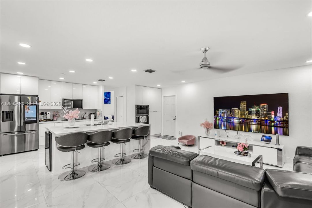 For Sale: $1,374,900 (4 beds, 3 baths, 2866 Square Feet)