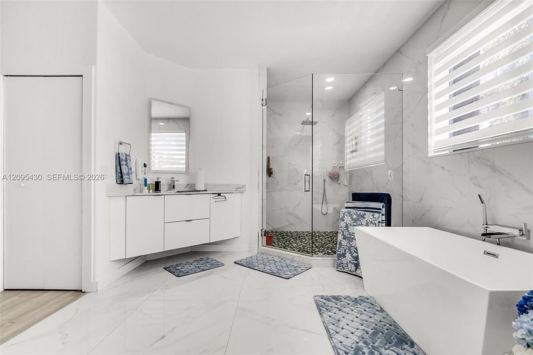 For Sale: $1,374,900 (4 beds, 3 baths, 2866 Square Feet)