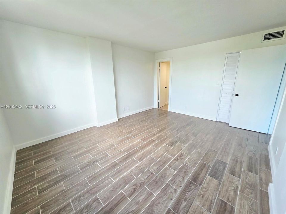 En Renta: $2,099 (2 camas, 2 baños, 975 Pies cuadrados)
