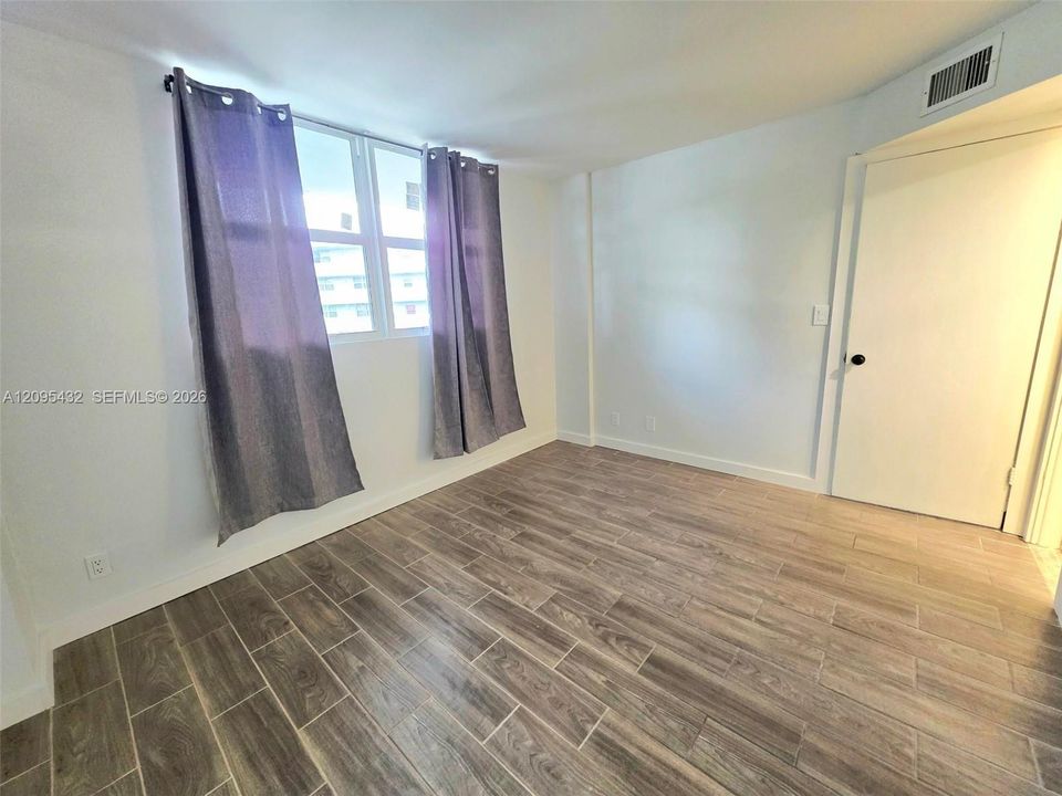 En Renta: $2,099 (2 camas, 2 baños, 975 Pies cuadrados)