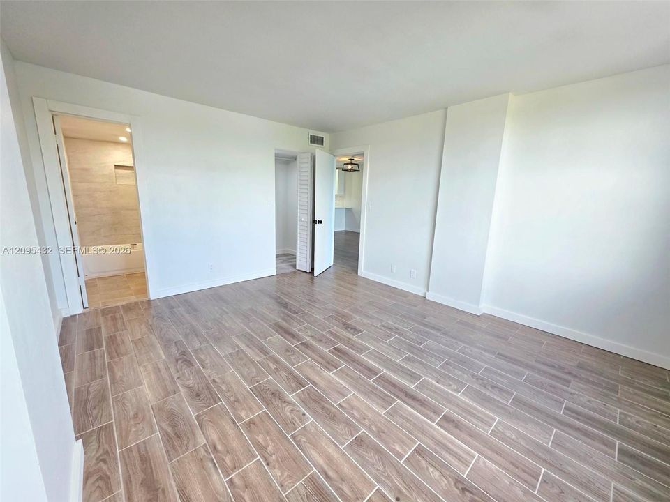 En Renta: $2,099 (2 camas, 2 baños, 975 Pies cuadrados)