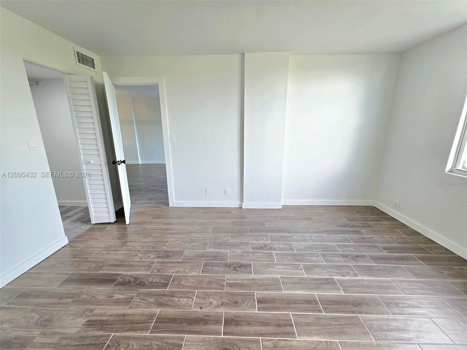 En Renta: $2,099 (2 camas, 2 baños, 975 Pies cuadrados)