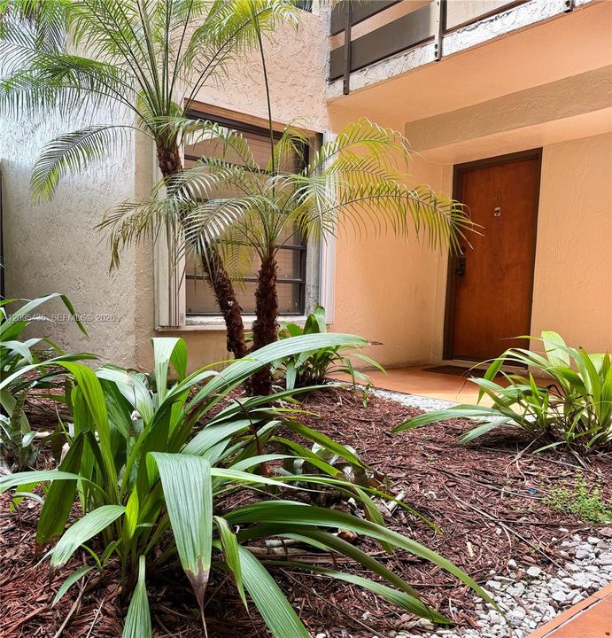 For Sale: $379,000 (3 beds, 2 baths, 1240 Square Feet)
