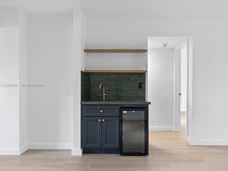 En Venta: $309,000 (2 camas, 2 baños, 1222 Pies cuadrados)