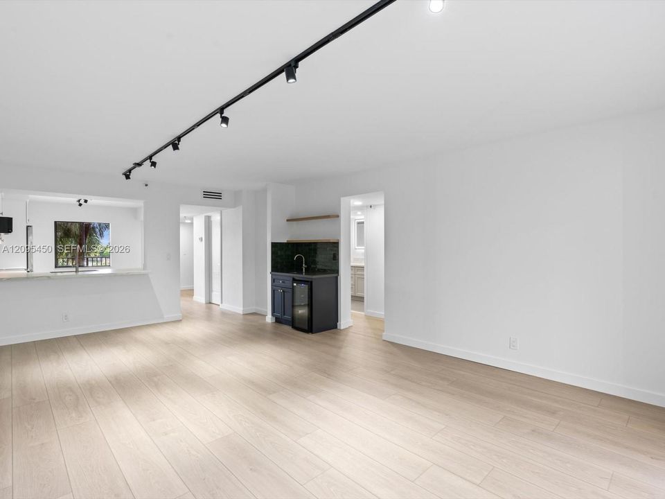 En Venta: $309,000 (2 camas, 2 baños, 1222 Pies cuadrados)