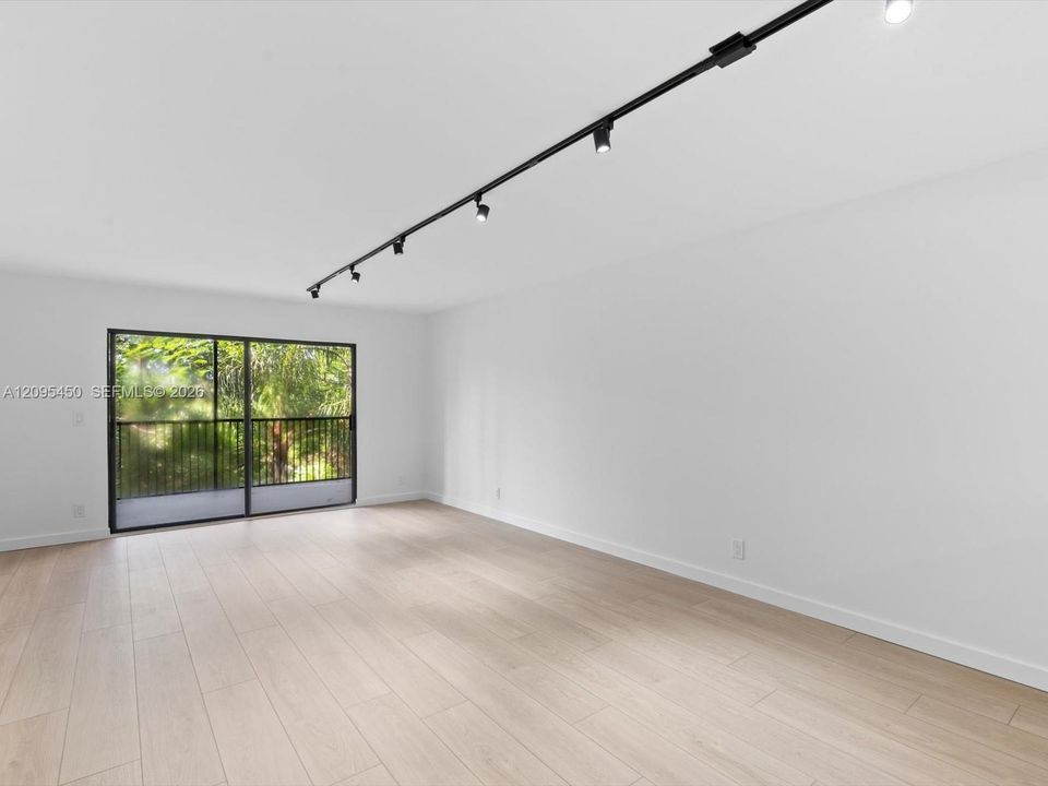 En Venta: $309,000 (2 camas, 2 baños, 1222 Pies cuadrados)