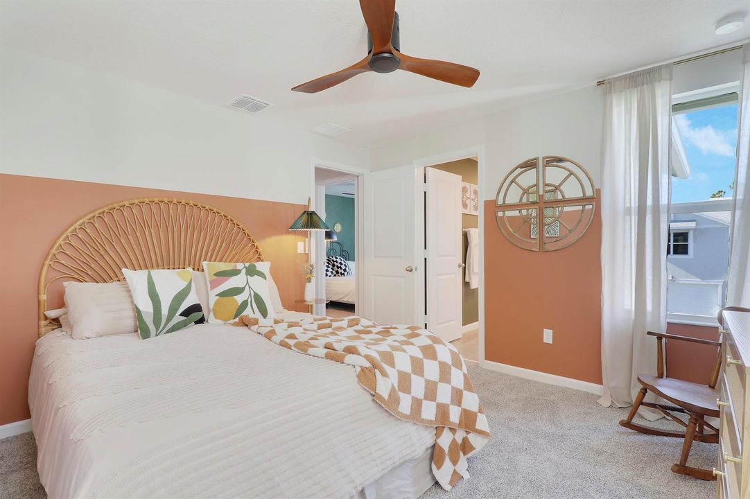 Coral bedroom, second angle