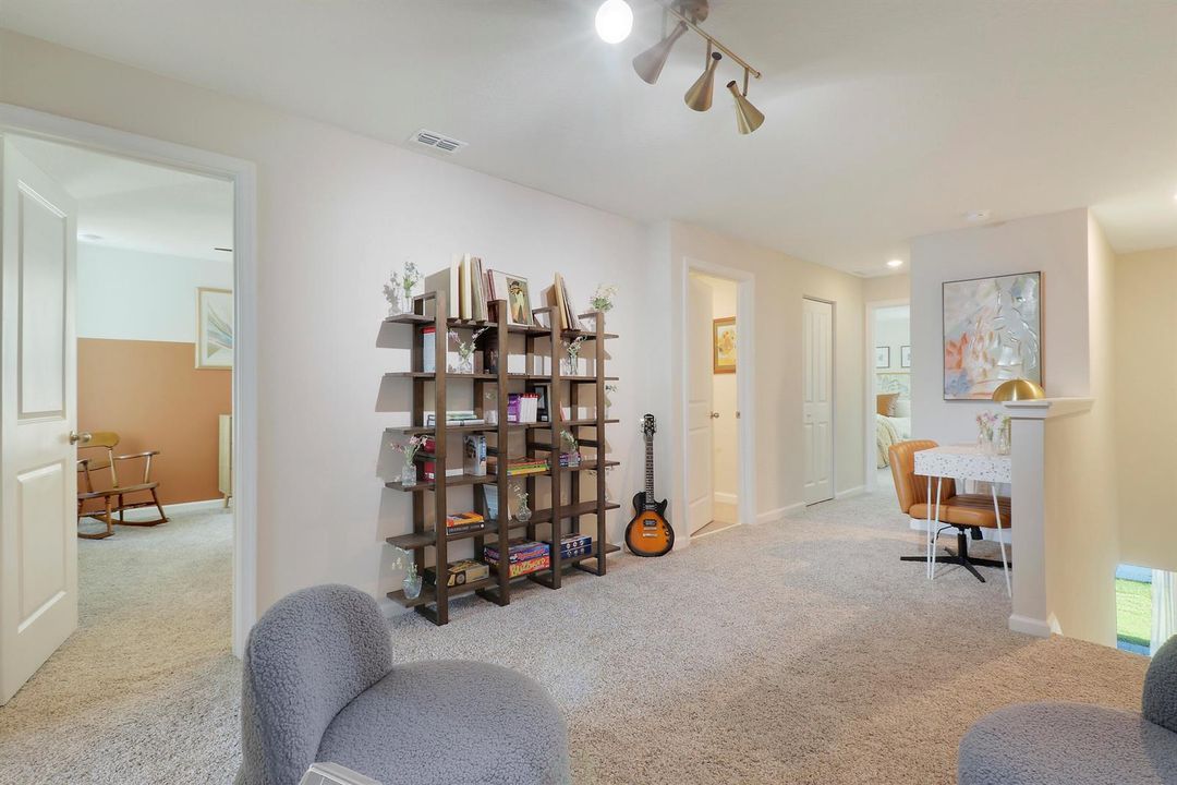 Versatile loft living space