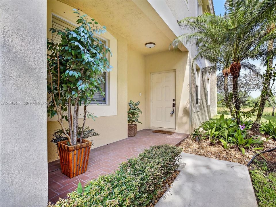For Rent: $3,800 (4 beds, 2 baths, 1851 Square Feet)
