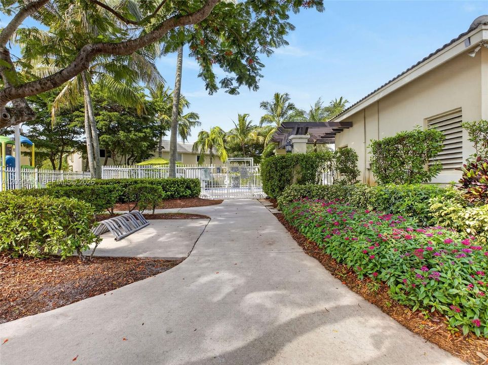 For Rent: $3,800 (4 beds, 2 baths, 1851 Square Feet)