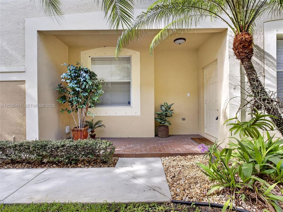 For Rent: $3,800 (4 beds, 2 baths, 1851 Square Feet)