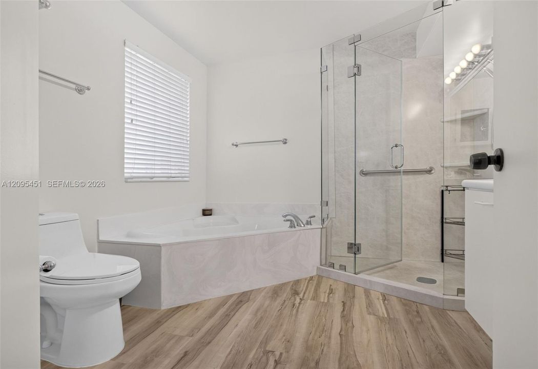 For Rent: $3,800 (4 beds, 2 baths, 1851 Square Feet)