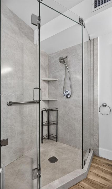 For Rent: $3,800 (4 beds, 2 baths, 1851 Square Feet)