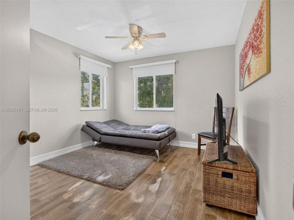For Rent: $3,800 (4 beds, 2 baths, 1851 Square Feet)
