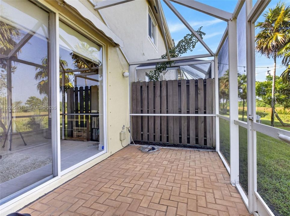 For Rent: $3,800 (4 beds, 2 baths, 1851 Square Feet)