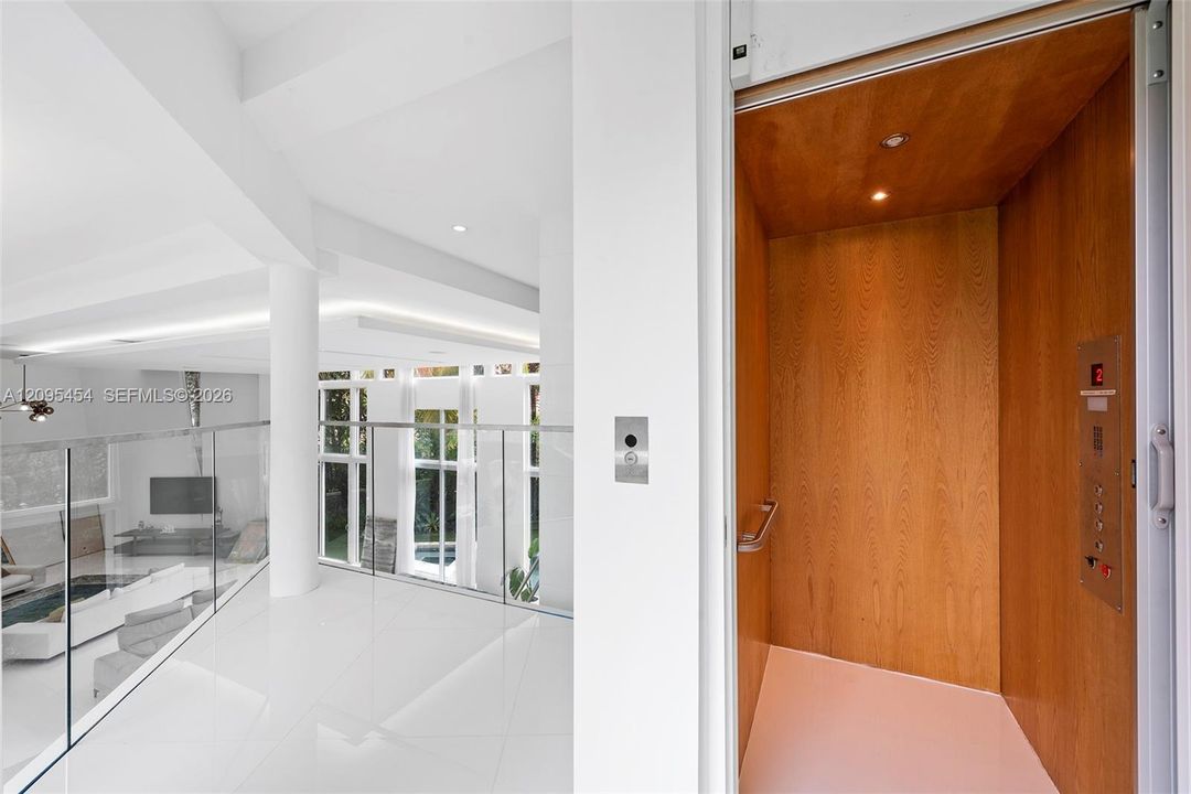 For Sale: $7,499,000 (6 beds, 7 baths, 7249 Square Feet)