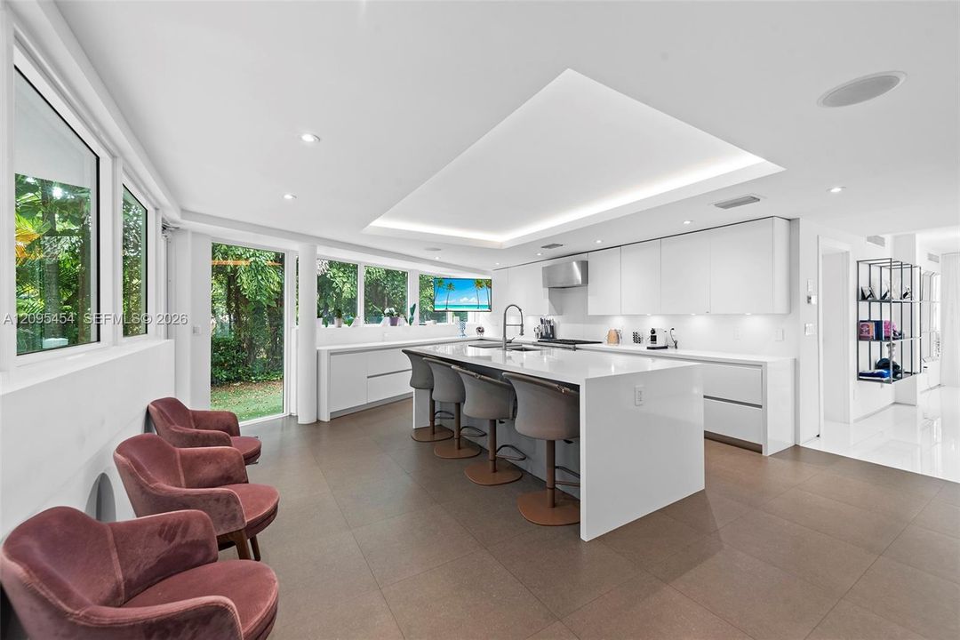 For Sale: $7,499,000 (6 beds, 7 baths, 7249 Square Feet)