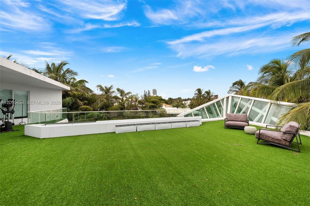 For Sale: $7,499,000 (6 beds, 7 baths, 7249 Square Feet)