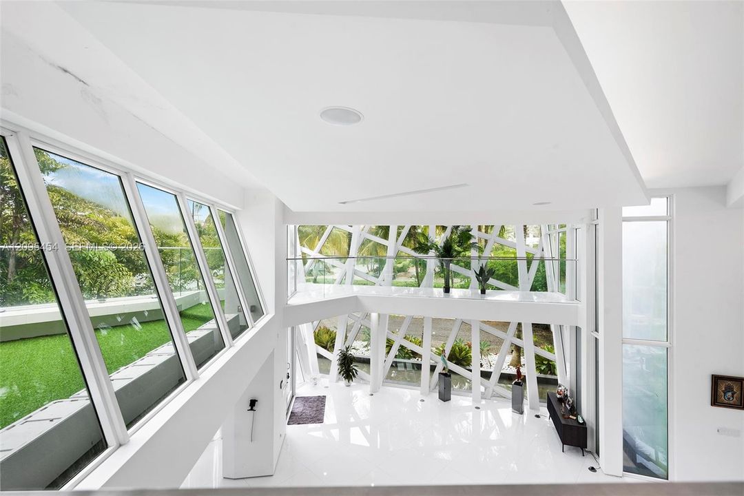 For Sale: $7,499,000 (6 beds, 7 baths, 7249 Square Feet)