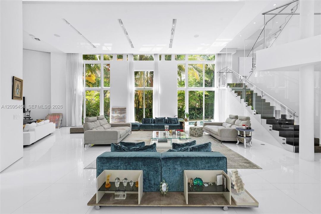 For Sale: $7,499,000 (6 beds, 7 baths, 7249 Square Feet)