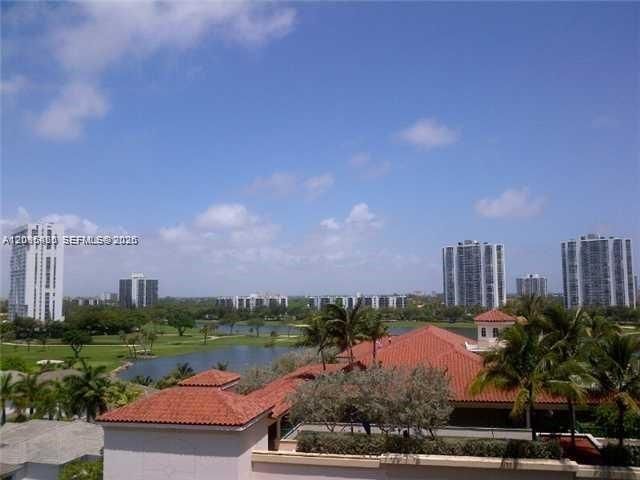 For Rent: $6,000 (3 beds, 3 baths, 1702 Square Feet)