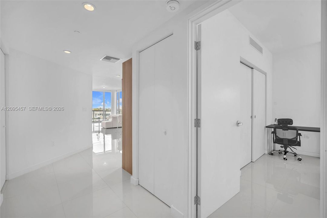 For Rent: $7,500 (2 beds, 2 baths, 1280 Square Feet)