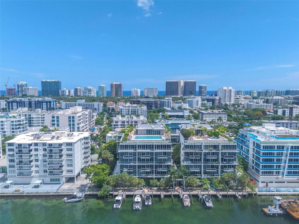 For Rent: $7,500 (2 beds, 2 baths, 1280 Square Feet)