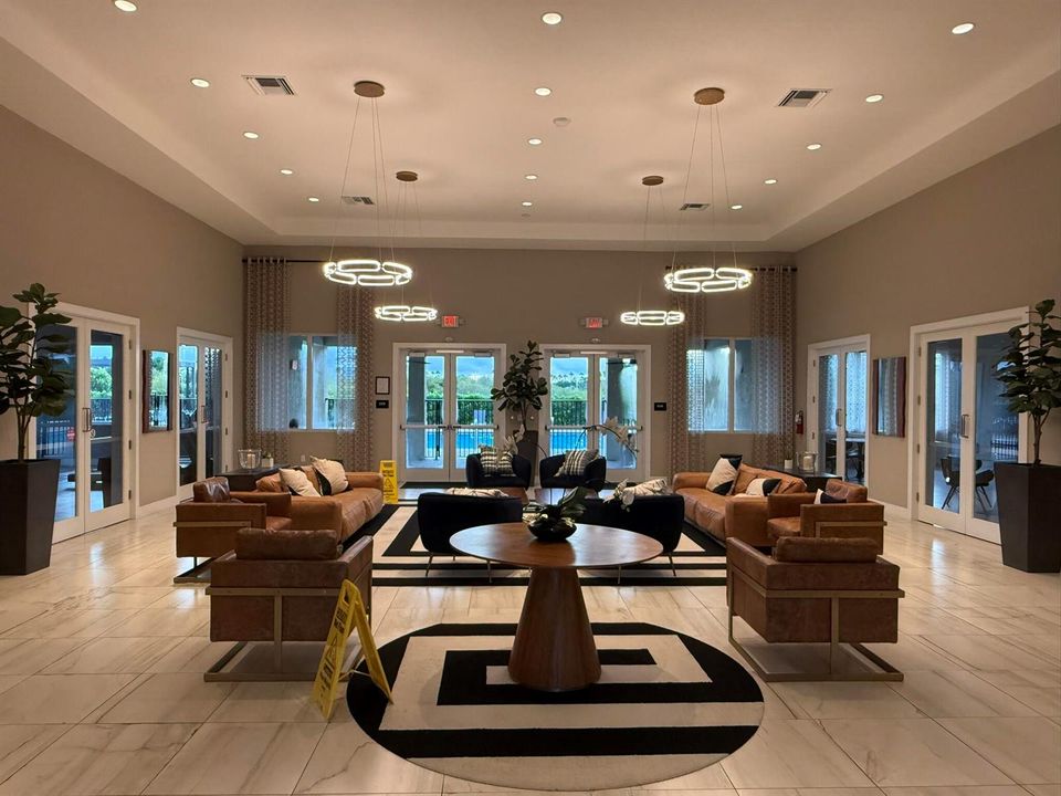 Clubhouse 2