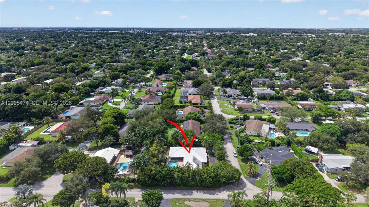 For Sale: $1,150,000 (4 beds, 2 baths, 2368 Square Feet)